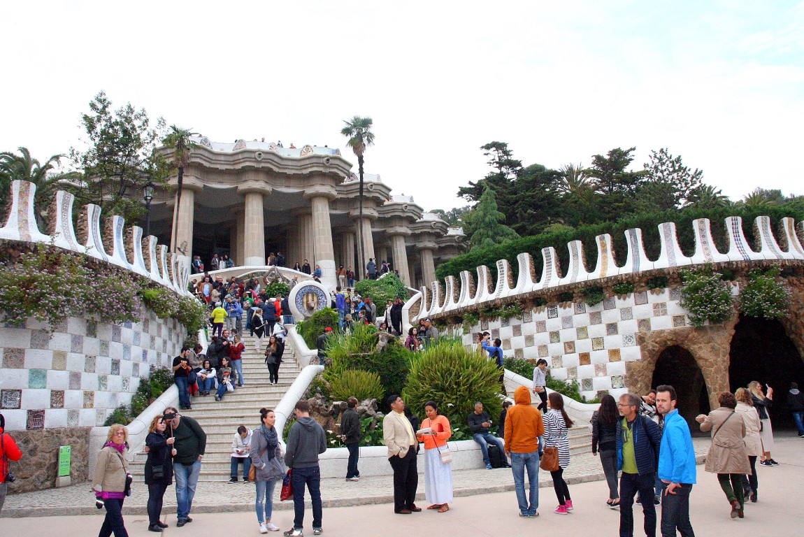 park-guell-tempel