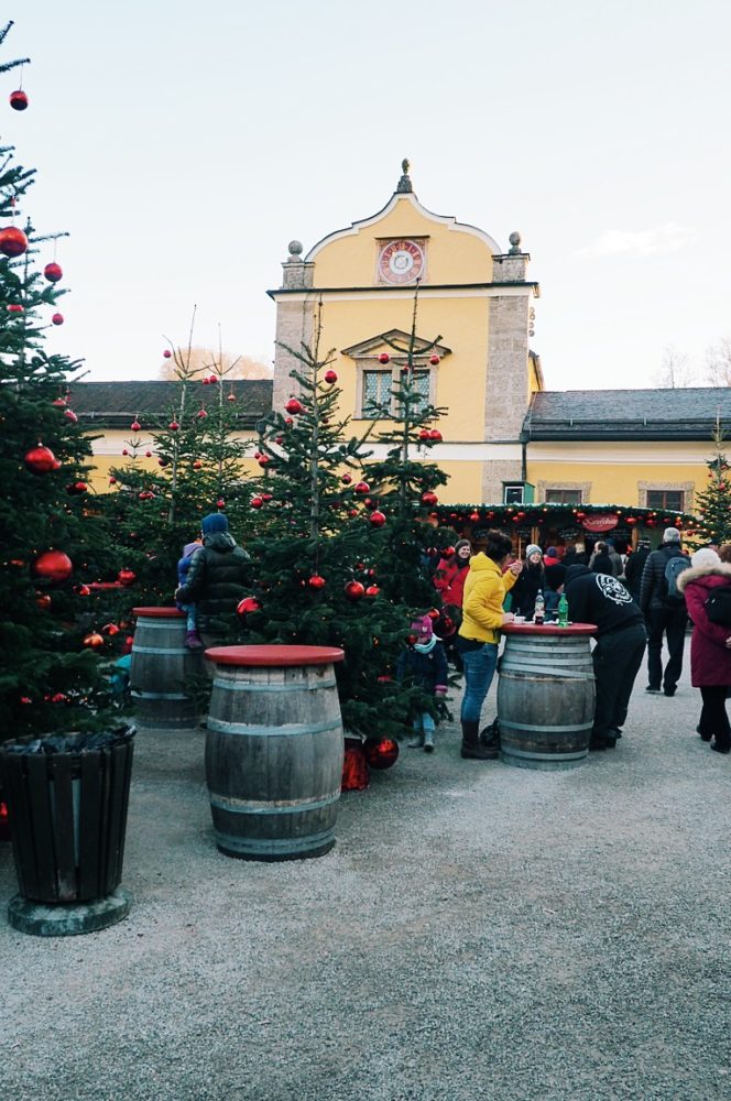 christkindlmarkt-hellbrunn