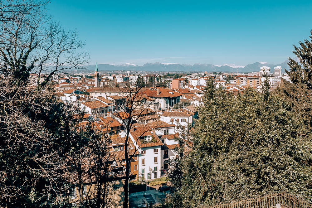 udine-ausblick-berge